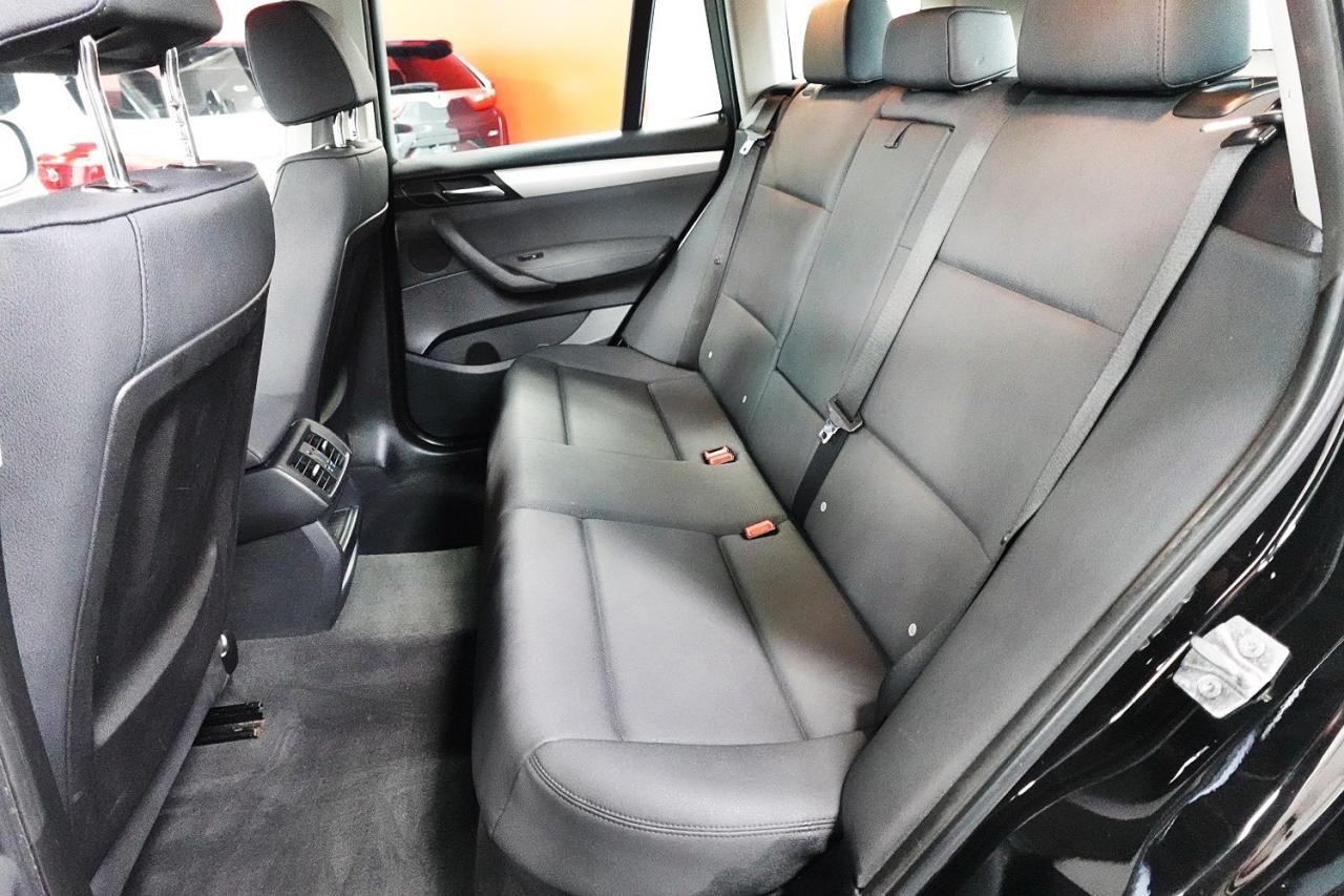 2011 BMW X3 AWD. PANO ROOF. 28i,WELL MAINTAIN,NO ACCIDENT - Photo #18