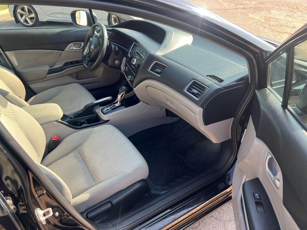 2015 Honda Civic AUTO LOWKM NO ACCIDENT HEATED SEATS BACKUP CAM B-T - Photo #12