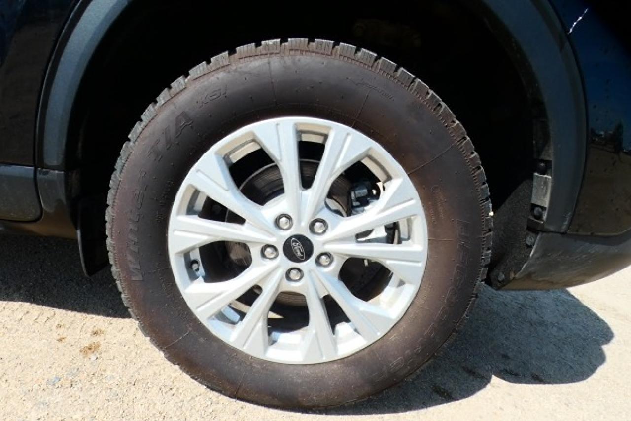 2024 Ford Escape Active AWD w/Htd cloth seats, NAV, BUC - Photo #17