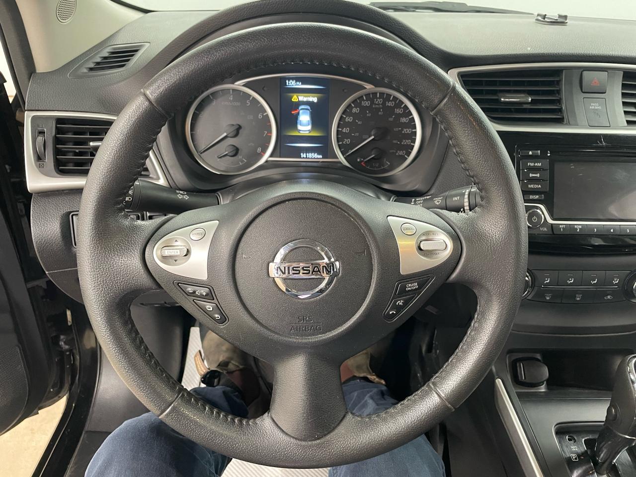 2017 Nissan Sentra SV Photo14