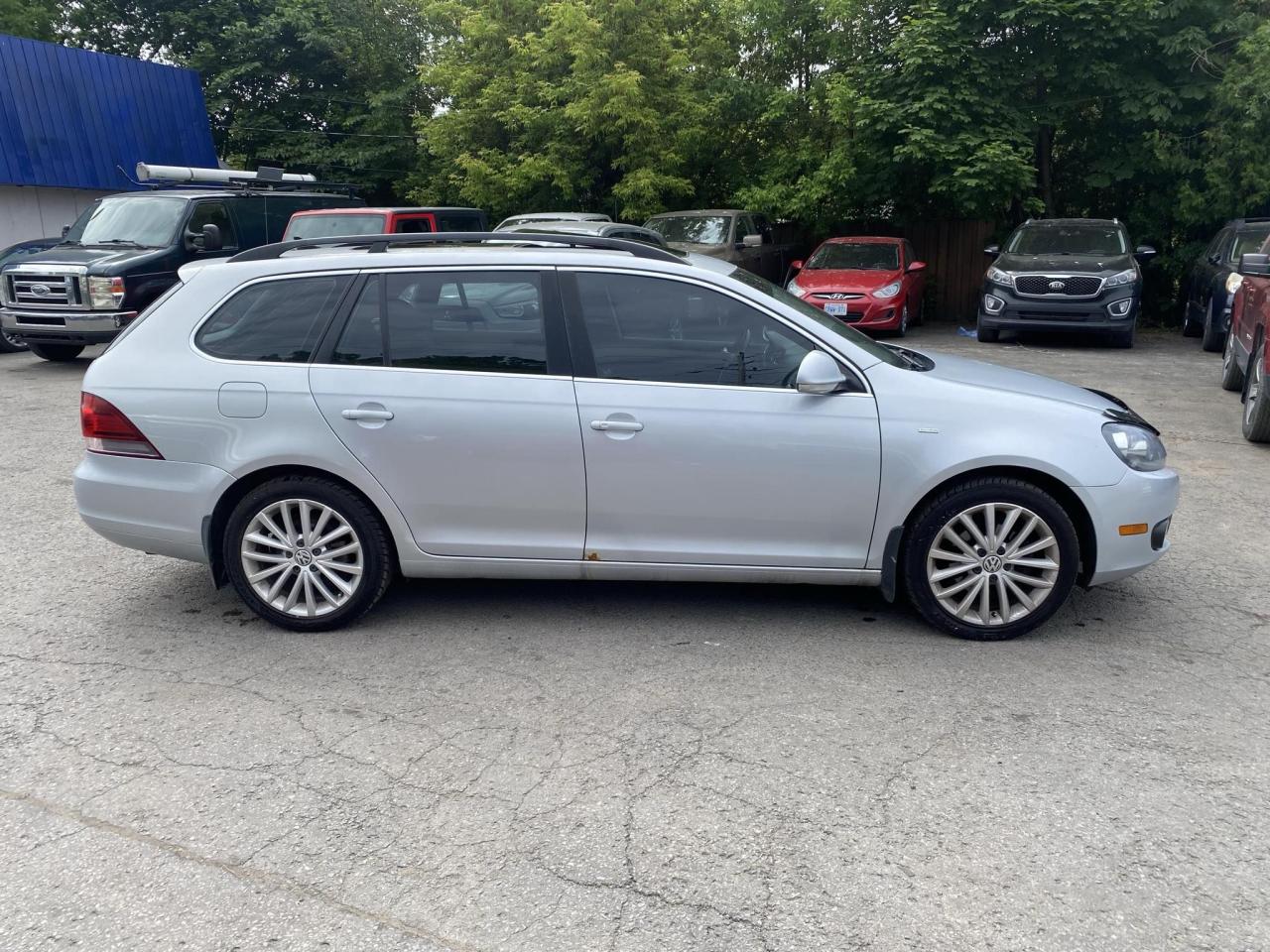 2014 Volkswagen Golf Wagon WOLFSBURG EDITION - Photo #7