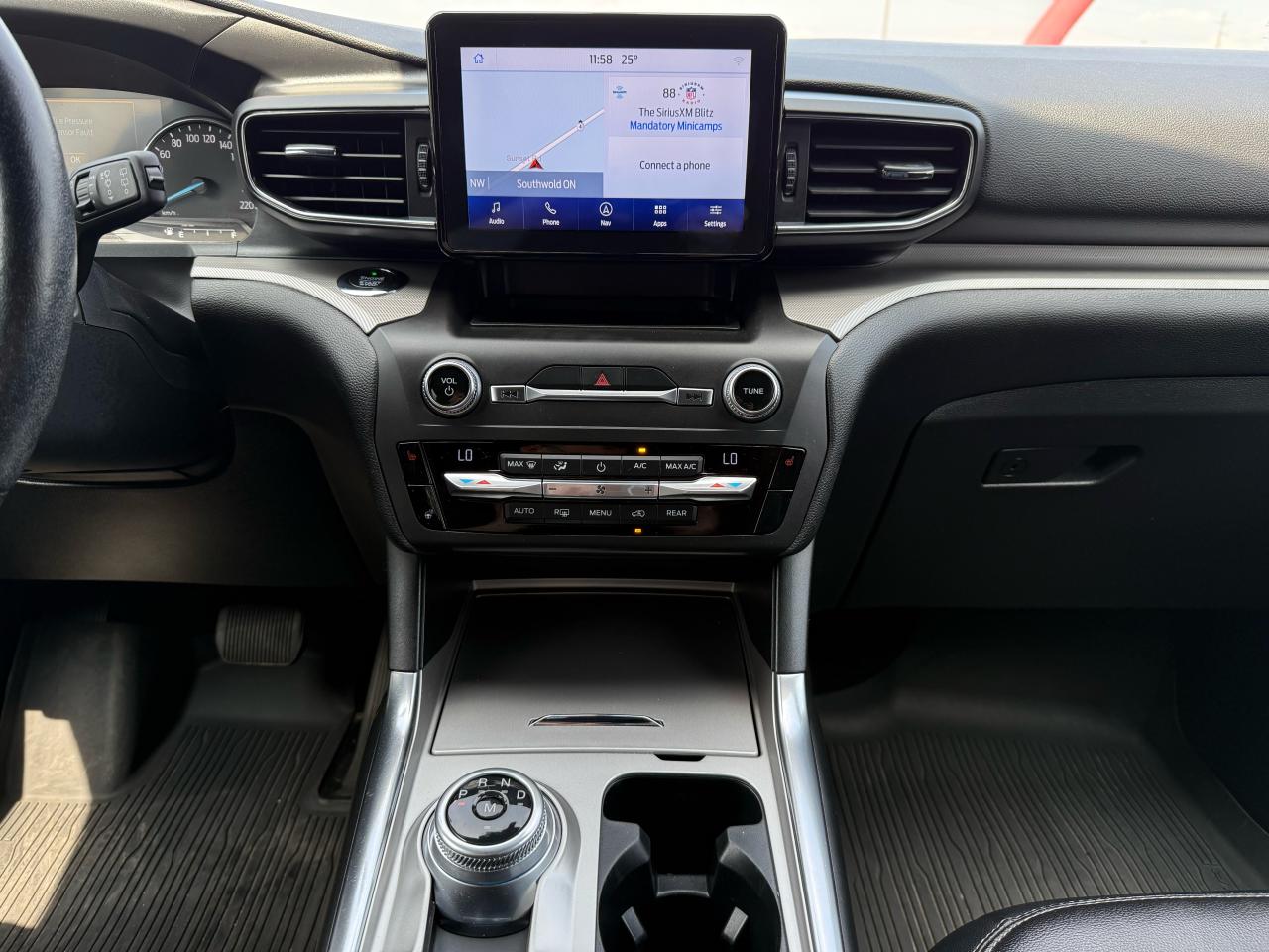 2020 Ford Explorer XLT | Navigation | Backup Camera | Sunroof - Photo #16