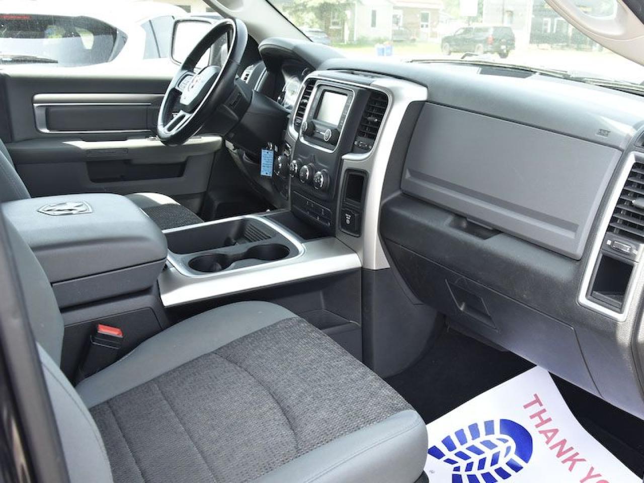 2020 RAM 1500 Classic WARLOCK 4X4 CREW CAB 5'7" BOX - Photo #7