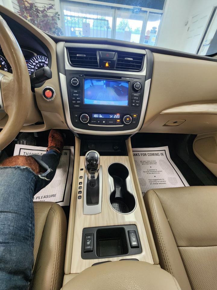 2017 Nissan Altima 2.5 SL - Photo #17