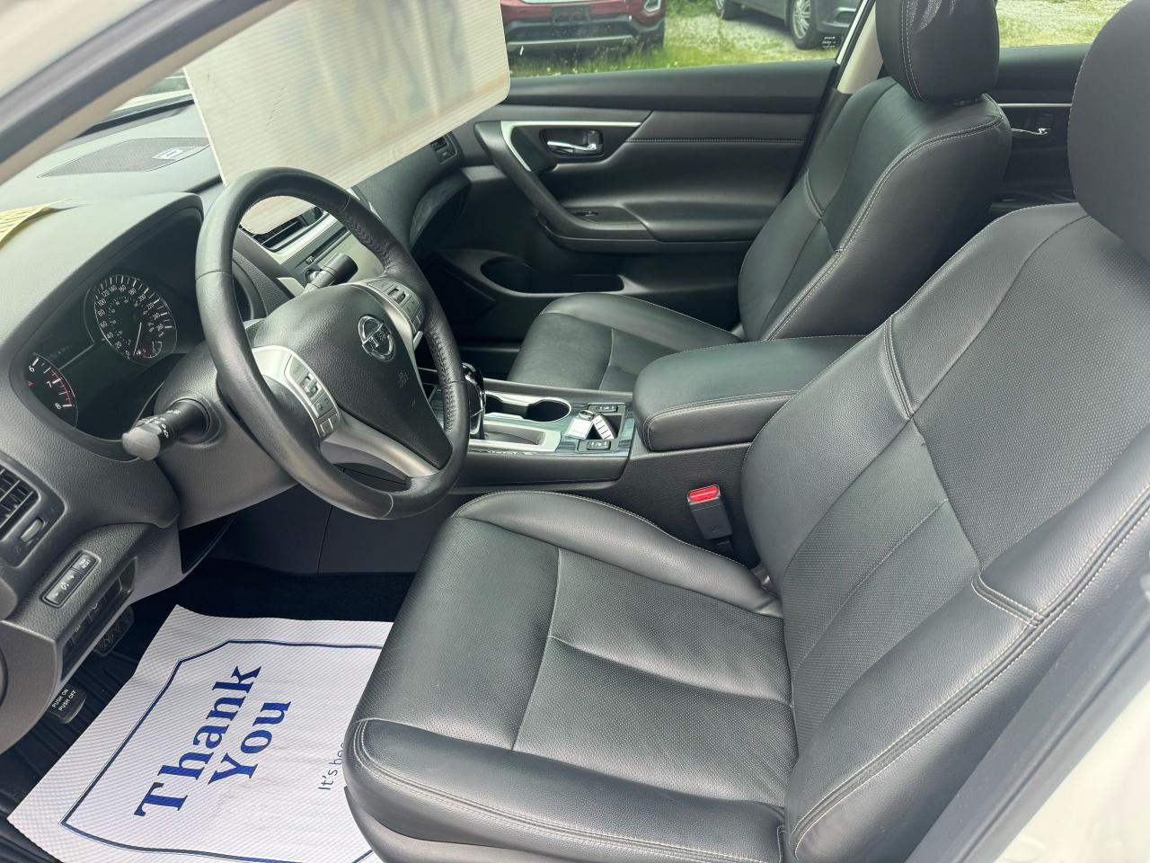 2016 Nissan Altima 2.5 SL Tech - Photo #12