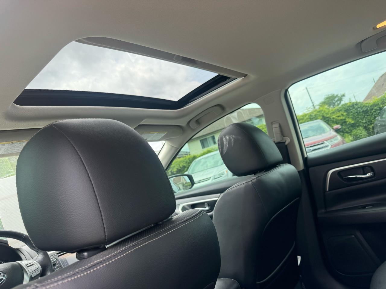 2016 Nissan Altima 2.5 SL Tech - Photo #14