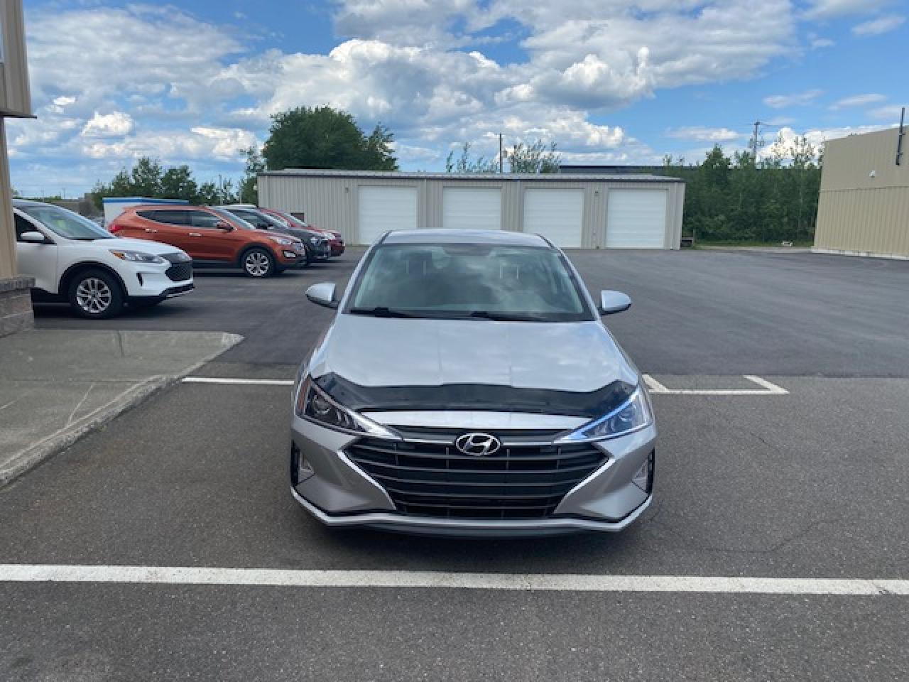 2020 Hyundai Elantra Essential - Photo #6