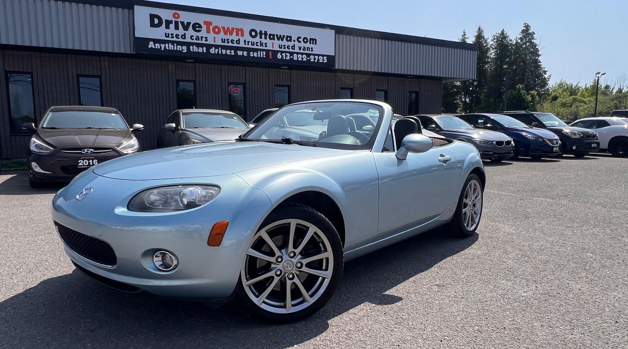 <p><span class=relative -mx-px my-[-0.2rem] rounded px-px py-[0.2rem] transition-colors duration-100 ease-in-out>2008 MAZDA MIATA MX‑5 SPECIAL EDITION CONVERTIBLE WOW LOW MILEAGE ! ONLY 60 582 MILE ! LIKE NEW &ndash; EXCLUSIVE ICY BLUE METALLIC WITH SADDLE BROWN LEATHER SOFT TOP INTERIOR &ndash; LIMITED TO JUST 750 IN NORTH AMERICA! POWERFUL 2.0 L 4‑CYL , SMOOTH 6‑SPEED AUTOMATIC WITH PADDLE SHIFTERS, XENON LIGHTS, 17&Prime; ALLOY WHEELS & BOSE AUDIO &ndash; A TRUE ICONIC ROADSTER, READY FOR SUMMER FUN! EASY FINANCING AVAILABLE !<br /><br /></span></p><p><strong>**ADVERTISED PRICE IS OUR CASH PRICE**</strong><br /><br data-start=318 data-end=321 />DRIVETOWNOTTAWA.COM, COME VISIT US/VENEZ NOUS VISITER! **TAXES AND LICENSING ARE EXTRA. FINANCING CHARGES ARE APPLICABLE EXAMPLE: BANK FINANCING FEE, PPSA, INTEREST CHARGES **QUEBEC SAFETY FEE APPLICABLE</p><p><span class=relative -mx-px my-[-0.2rem] rounded px-px py-[0.2rem] transition-colors duration-100 ease-in-out>&nbsp;</span></p>