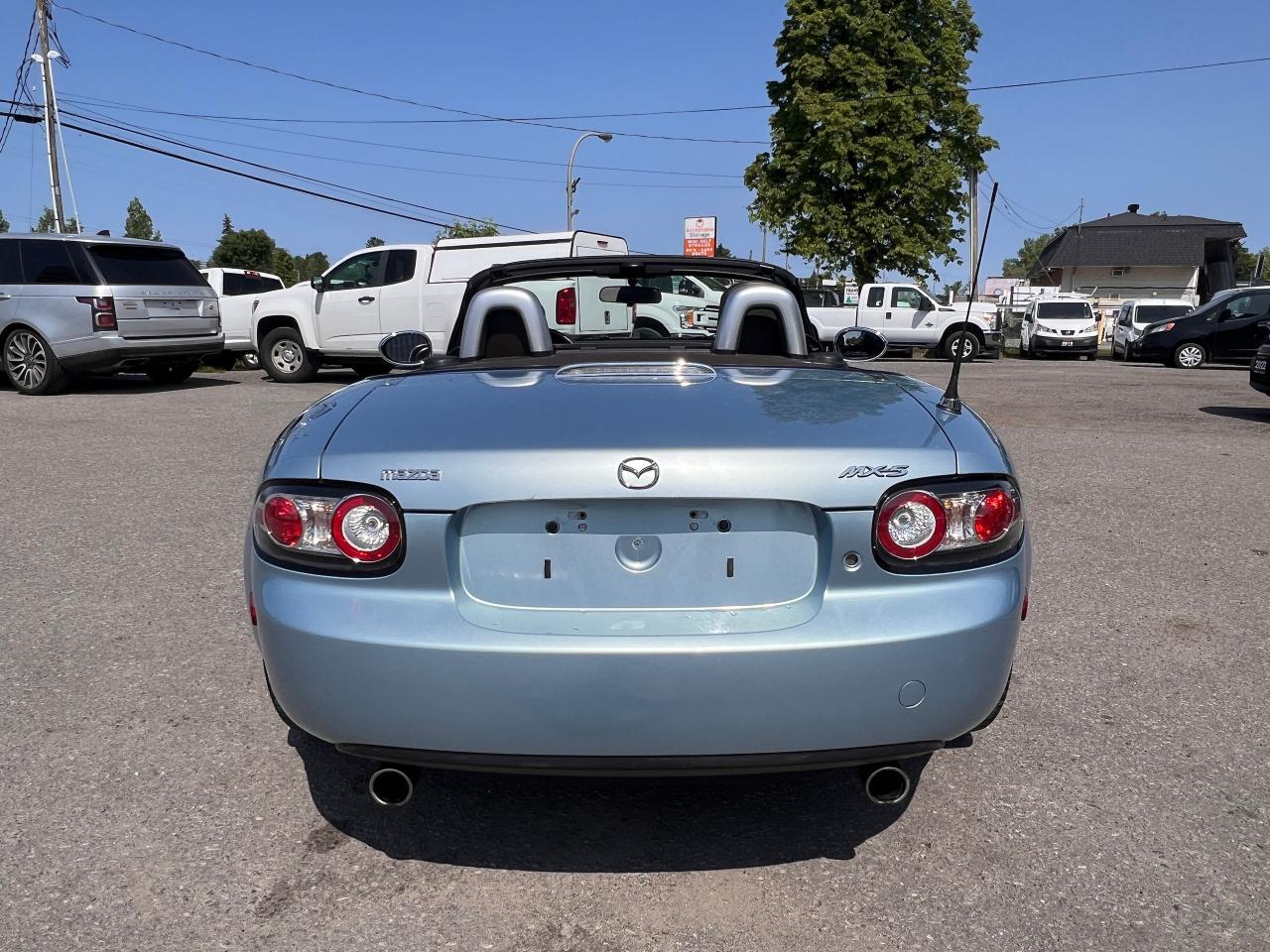 2008 Mazda Miata MX-5 2dr Conv Auto Special Edition Photo3