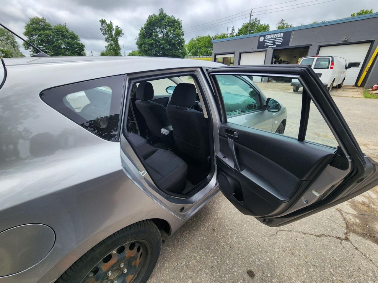 2010 Mazda MAZDA3 GX