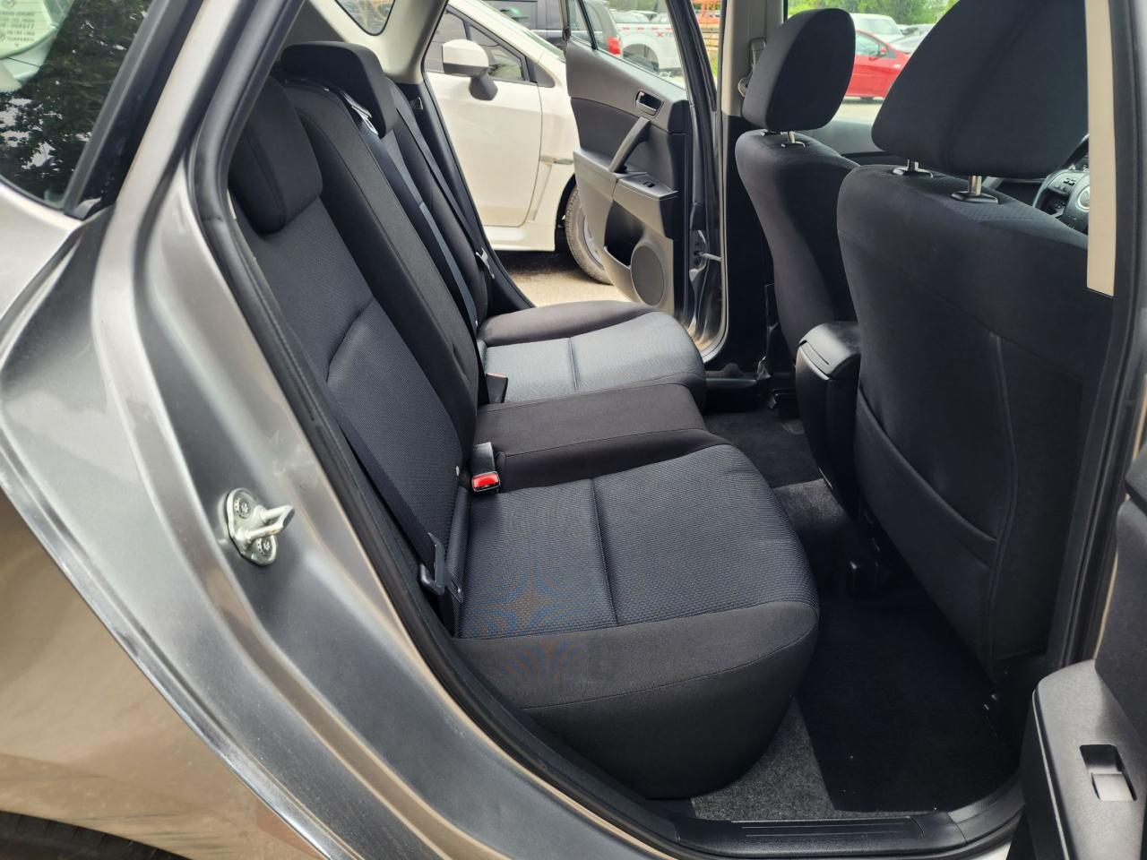 2010 Mazda MAZDA3 GX