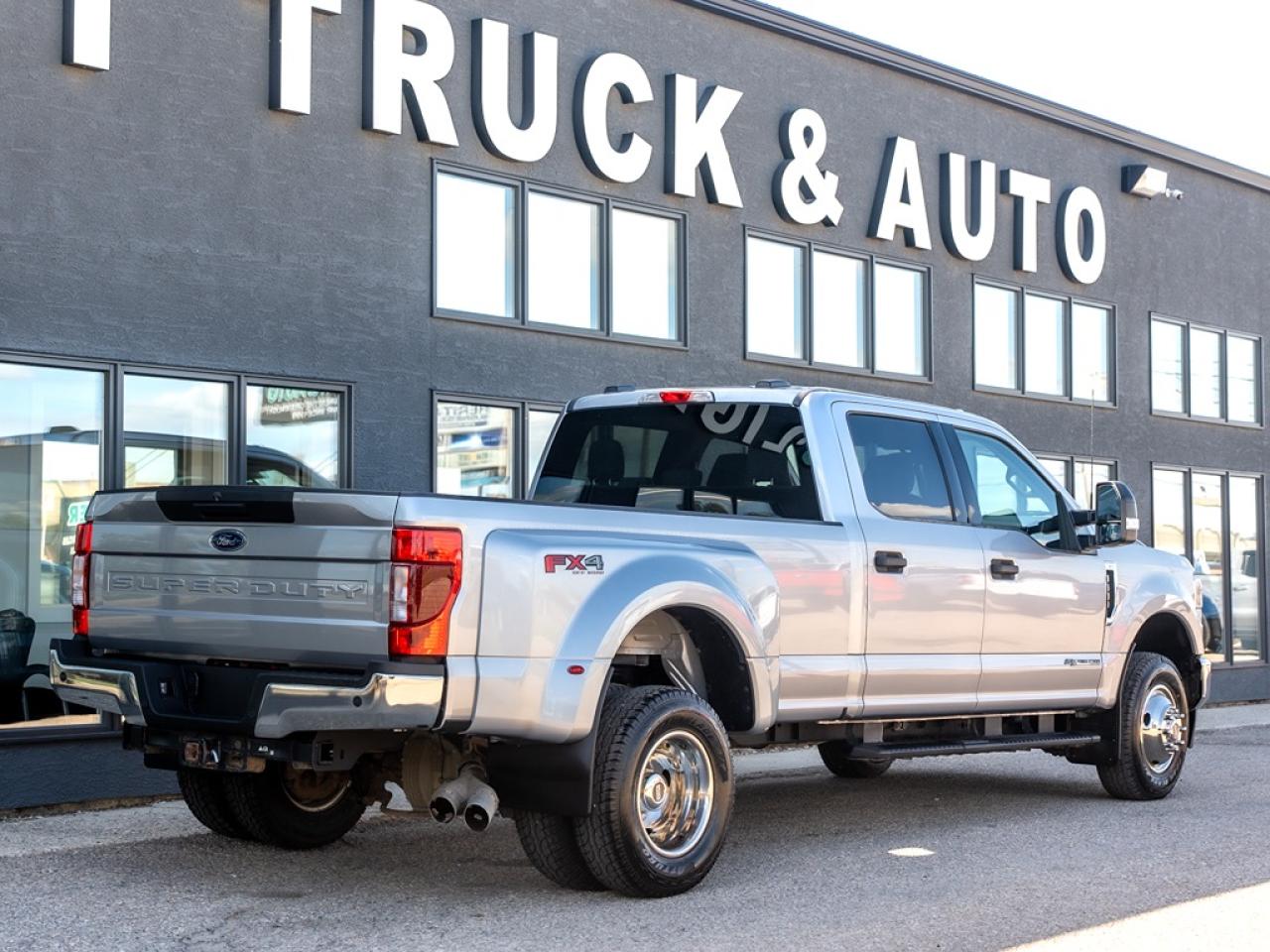2022 Ford F-350 XLT DUALLY DIESEL Photo5