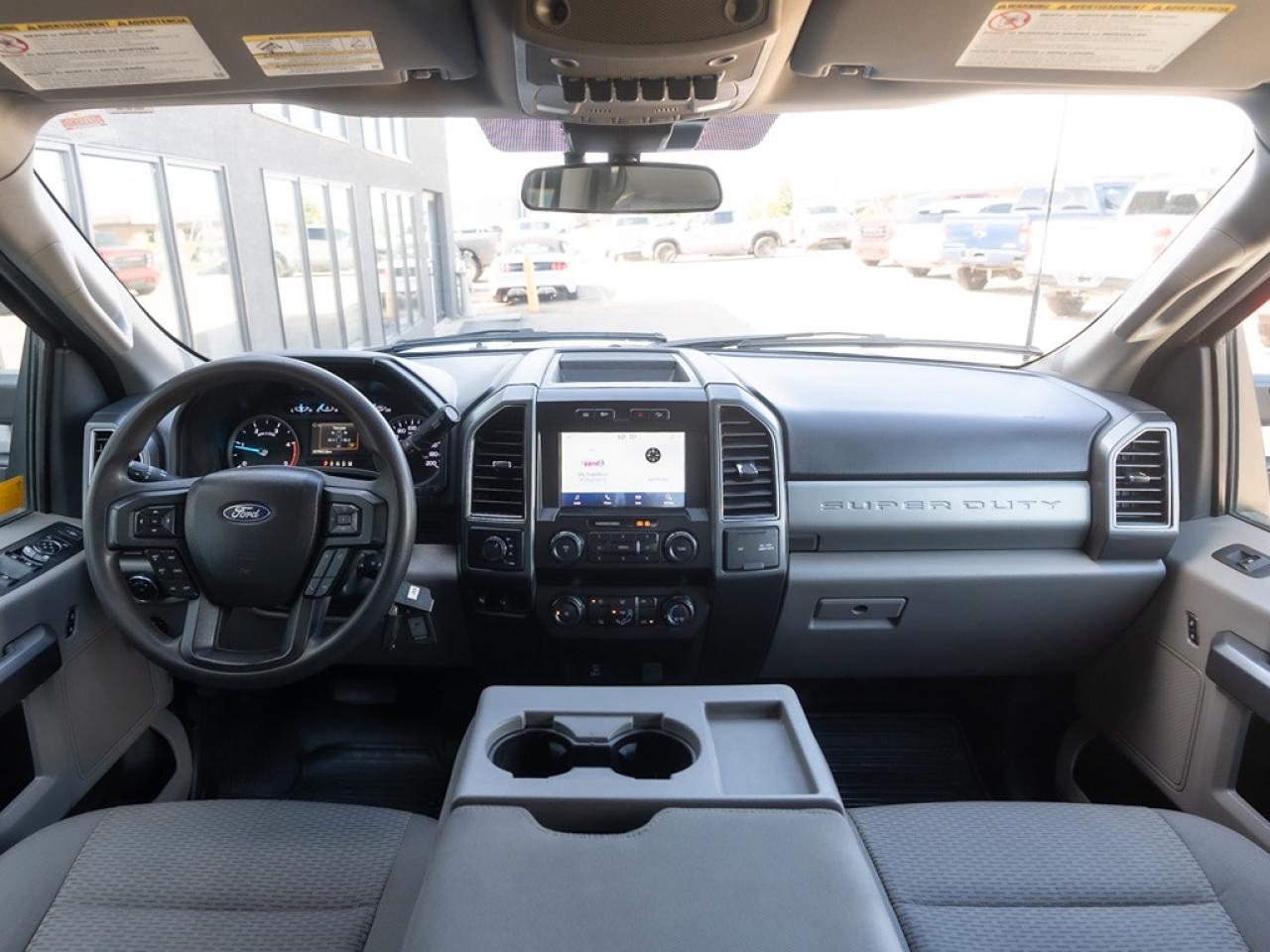 2022 Ford F-350 XLT DUALLY DIESEL Photo7