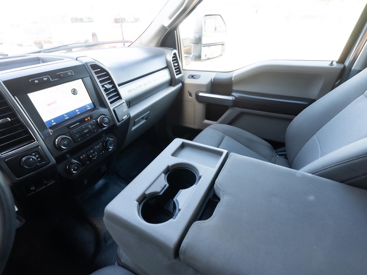 2022 Ford F-350 XLT DUALLY DIESEL Photo34