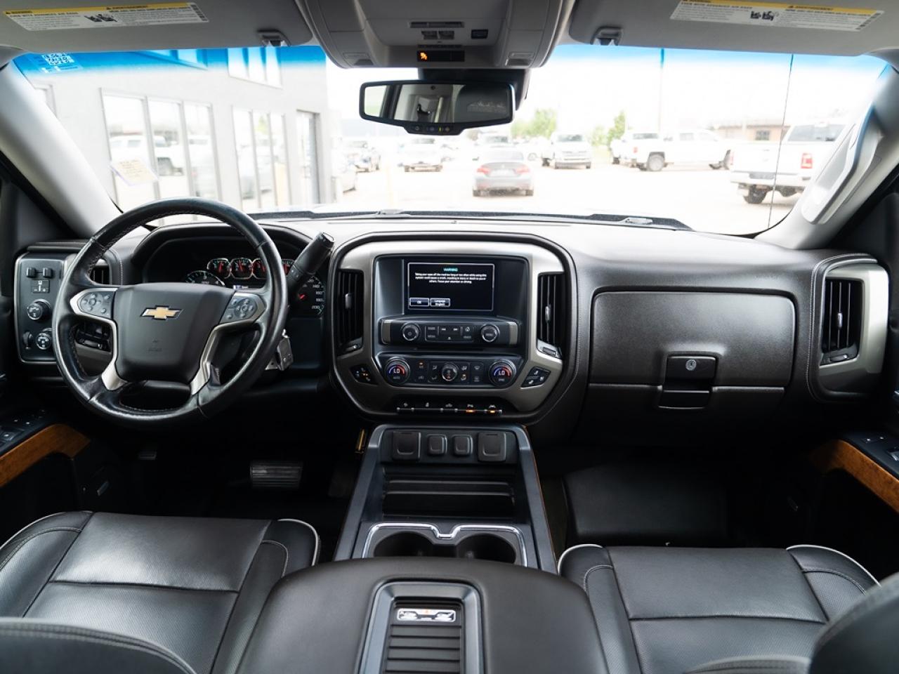 2018 Chevrolet Silverado 1500 4WD Crew Cab High Country 6.2 L   Lift/Rims/Tires Photo7