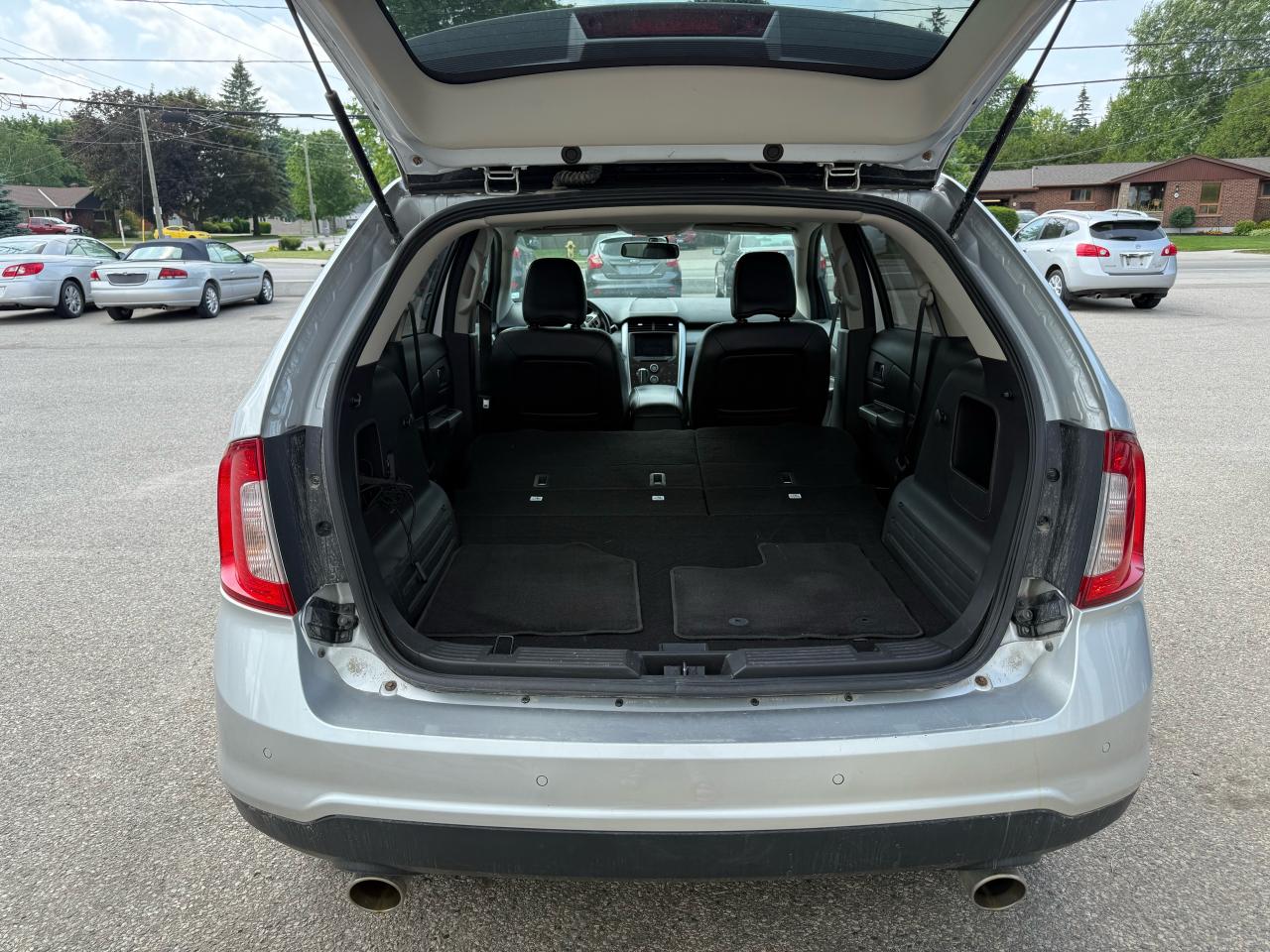 2011 Ford Edge SEL - Photo #3