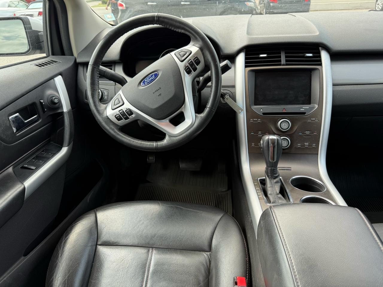 2011 Ford Edge SEL - Photo #8