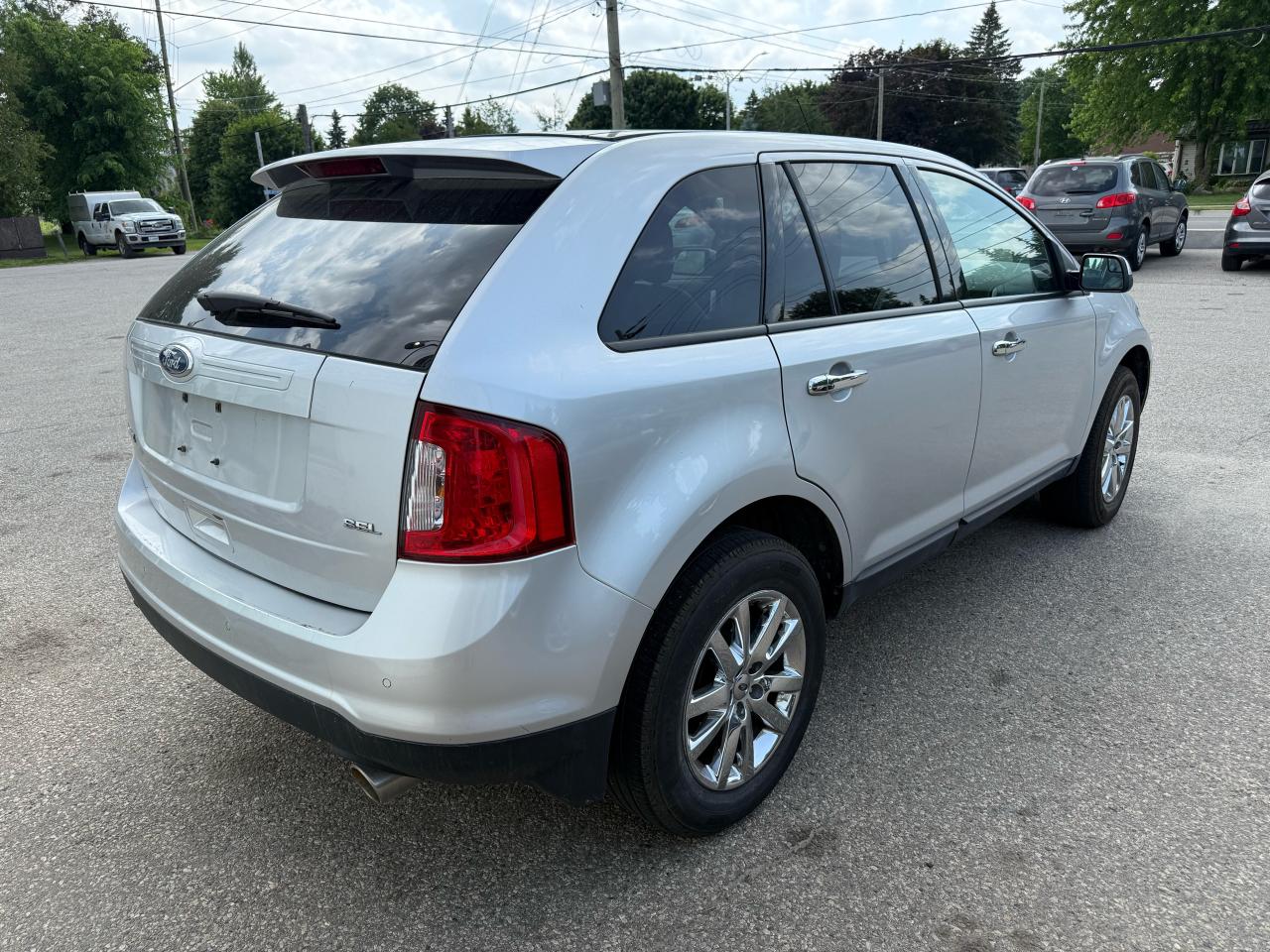 2011 Ford Edge SEL - Photo #6