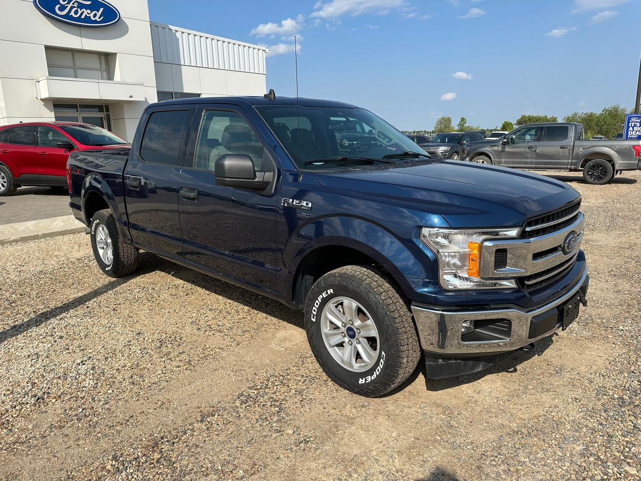 2019 Ford F-150 XLT Photo2