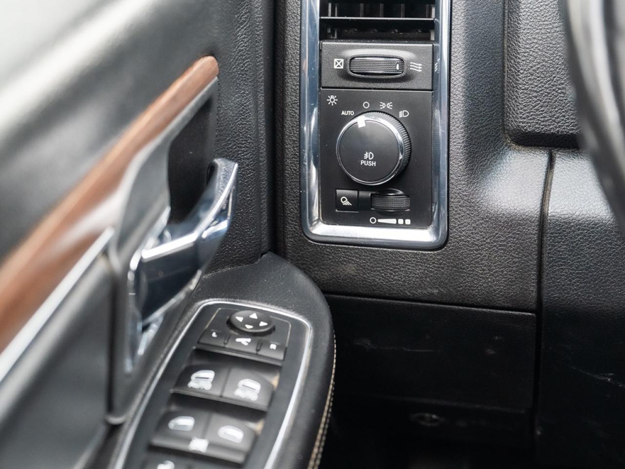 2016 RAM 3500 Laramie Diesel Dually Photo13