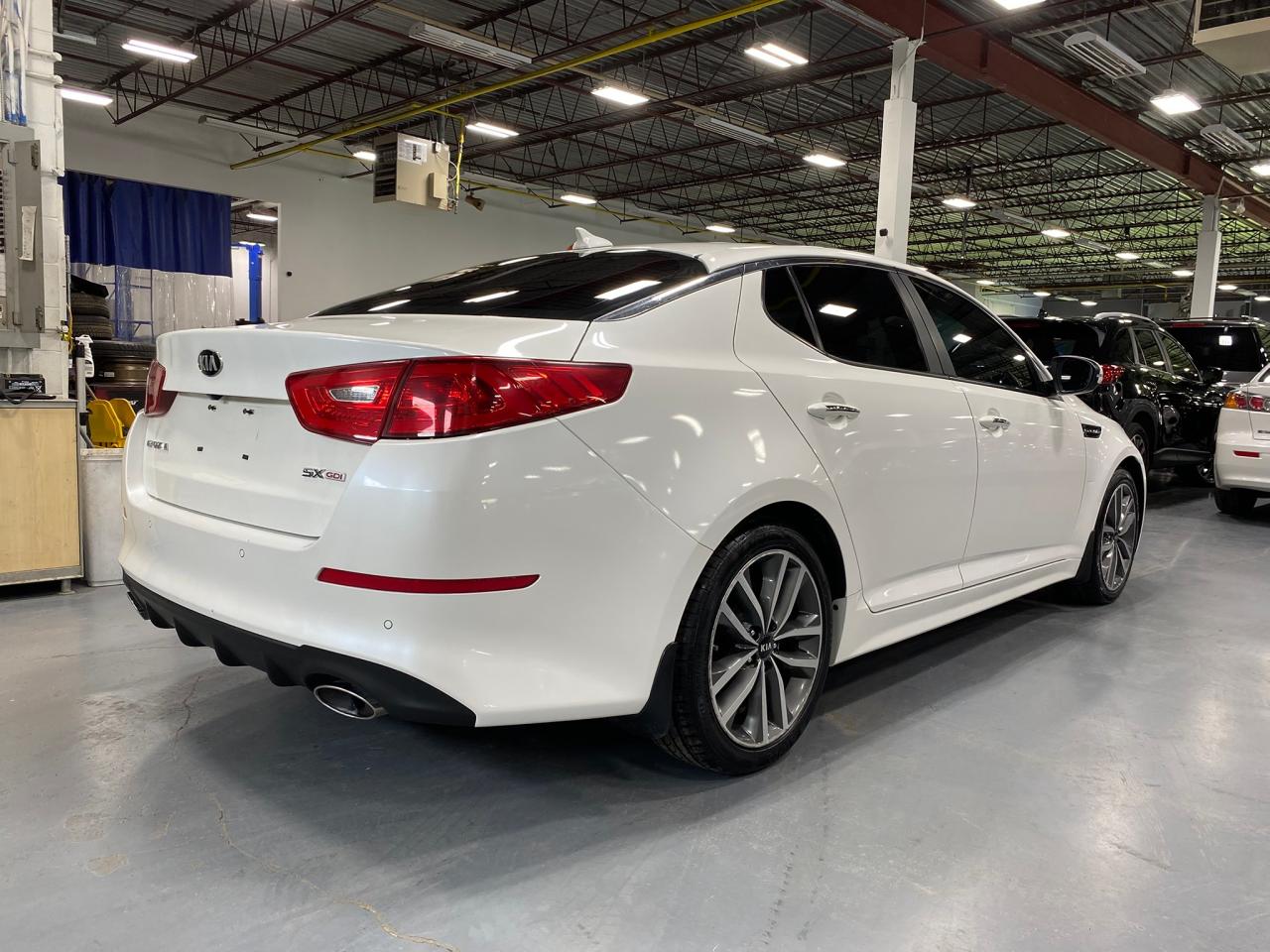 2015 Kia Optima SX - Photo #5