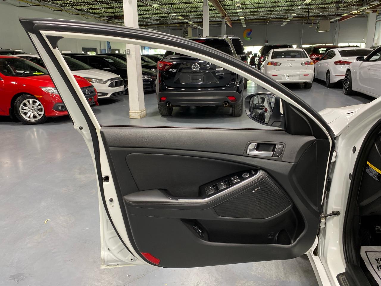 2015 Kia Optima SX Photo