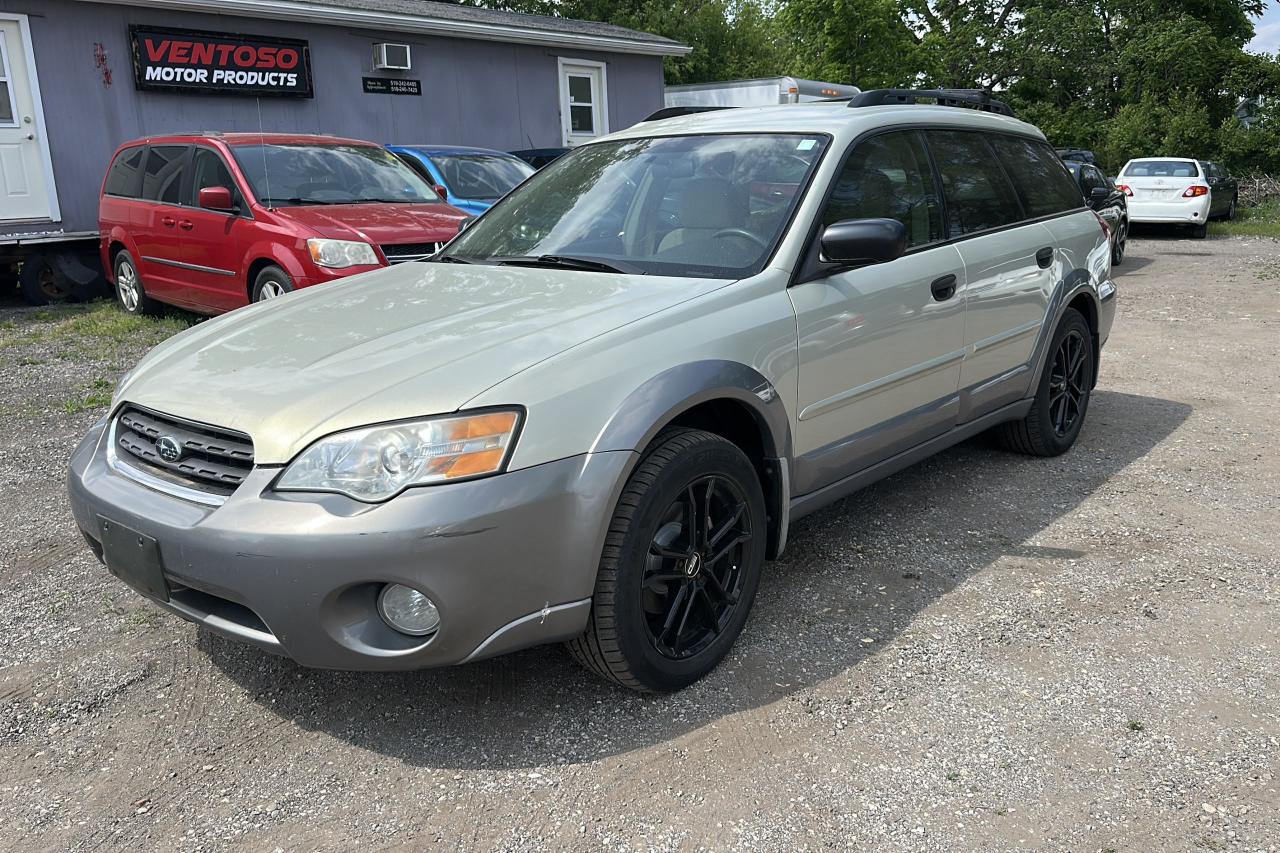 2006 Subaru Outback 2.5i - Photo #2