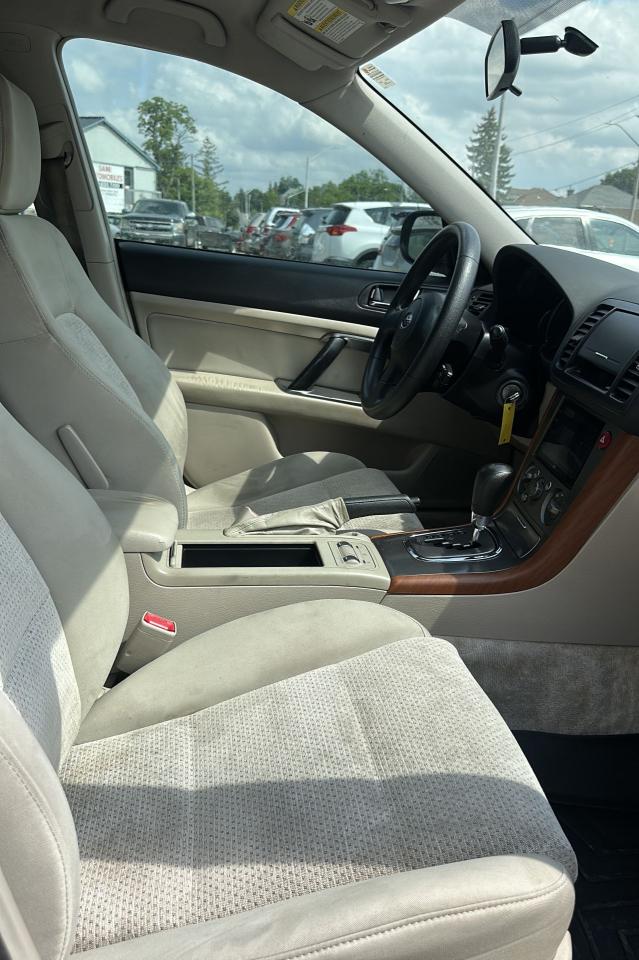 2006 Subaru Outback 2.5i - Photo #6