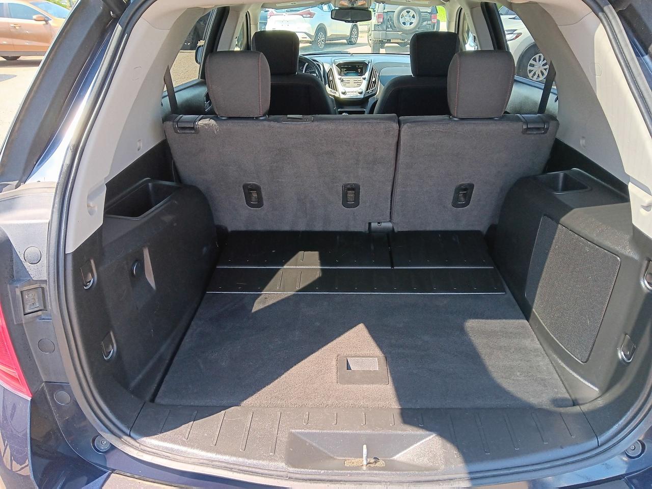 2017 Chevrolet Equinox LT, Sunroof, Htd Seats, Remote Start, BU cam, Pwr - Photo #9