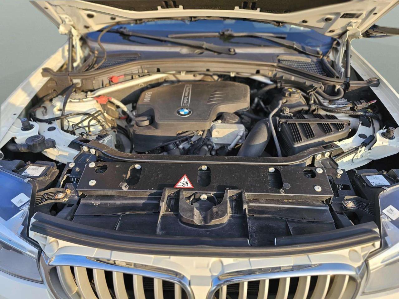 2016 BMW X3 AWD 4DR XDRIVE28i - Photo #18