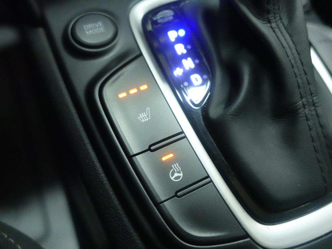 2021 Hyundai KONA ULTIMATE | AWD | Nav | Leather | Sunroof | CarPlay Photo