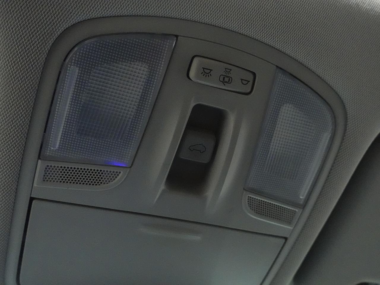 2021 Hyundai KONA ULTIMATE | AWD | Nav | Leather | Sunroof | CarPlay Photo