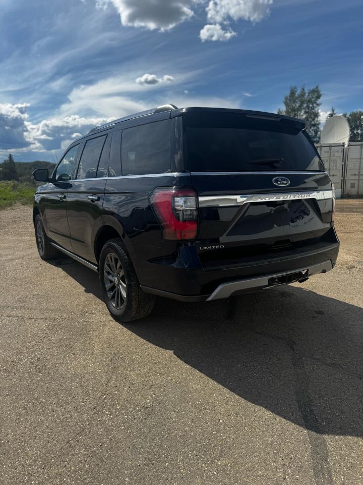 2021 Ford Expedition Limited  Photo5