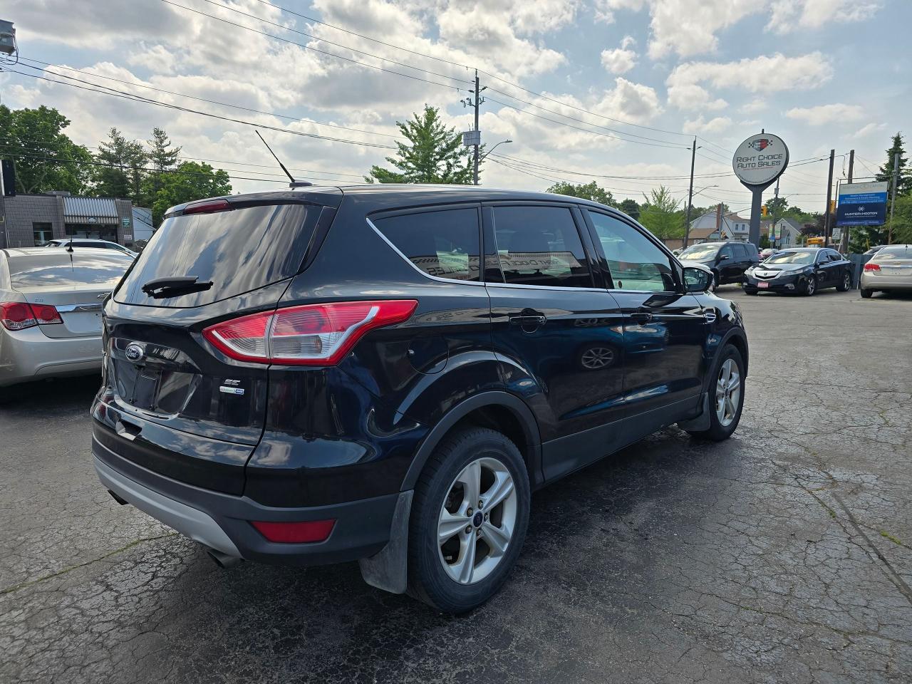 2014 Ford Escape SE - Photo #9
