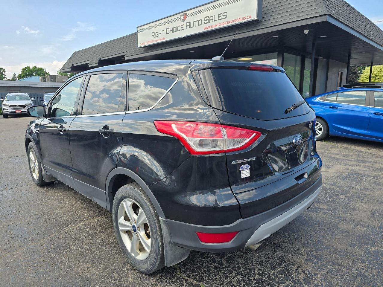 2014 Ford Escape SE - Photo #14