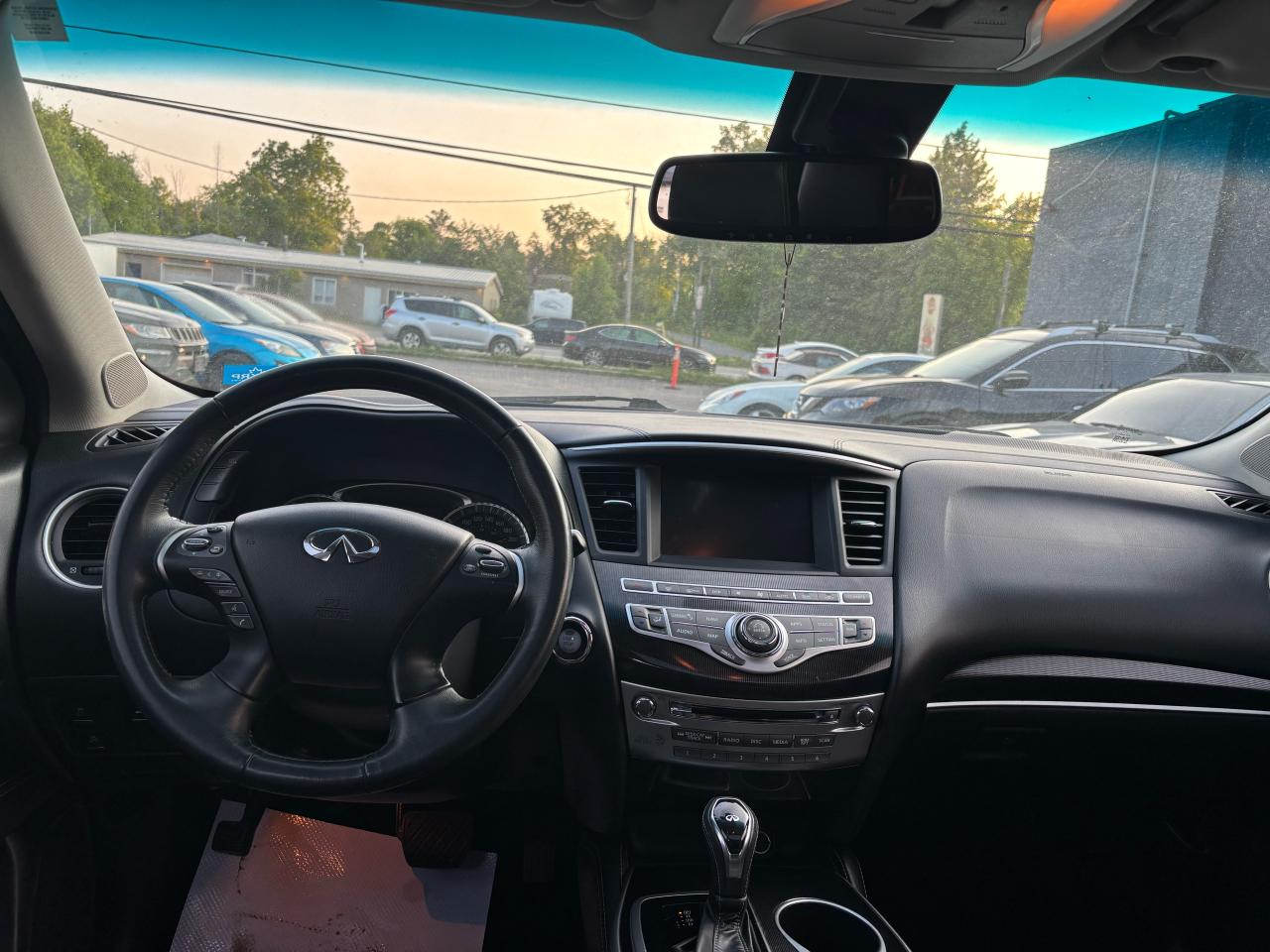 2017 Infiniti QX60  - Photo #19
