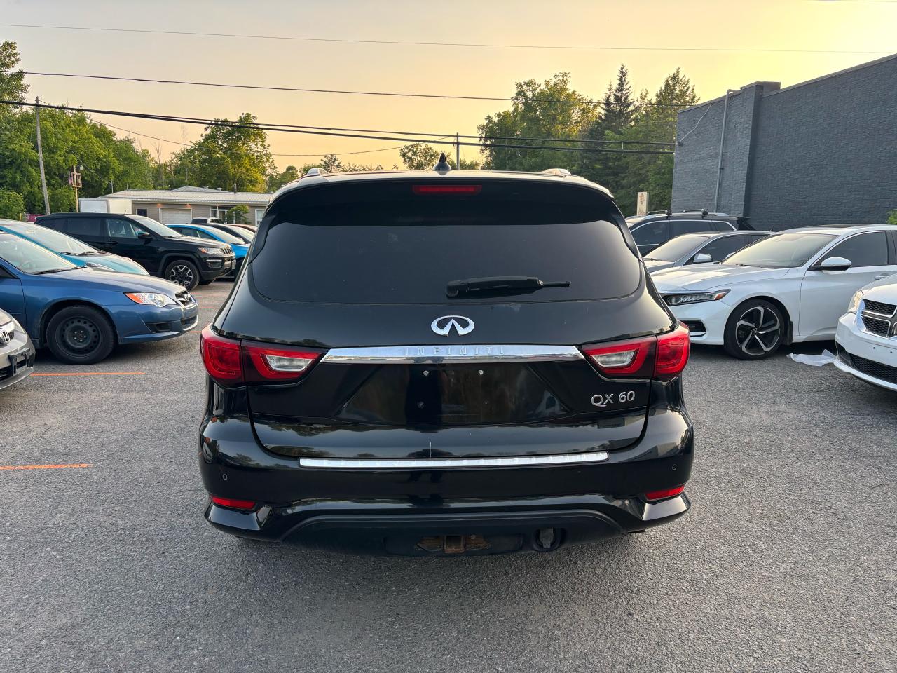2017 Infiniti QX60  Photo4