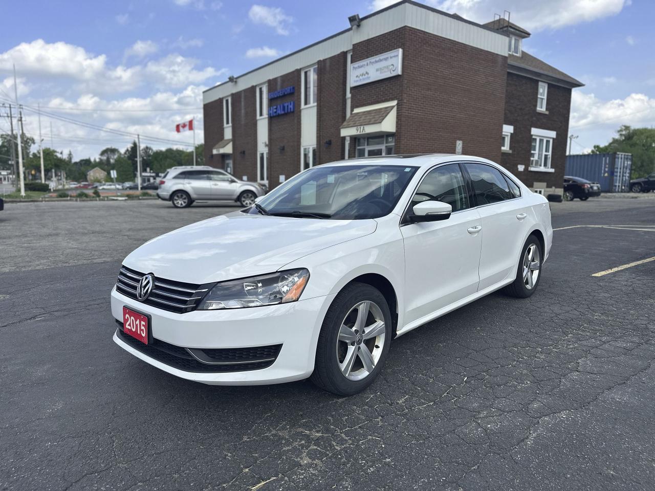 2015 Volkswagen Passat COMFORTLINE Photo2