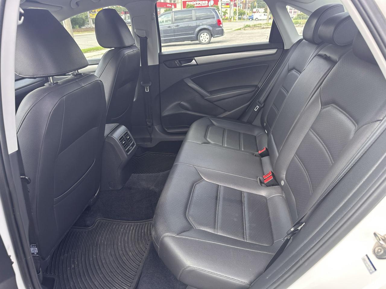 2015 Volkswagen Passat COMFORTLINE - Photo #6