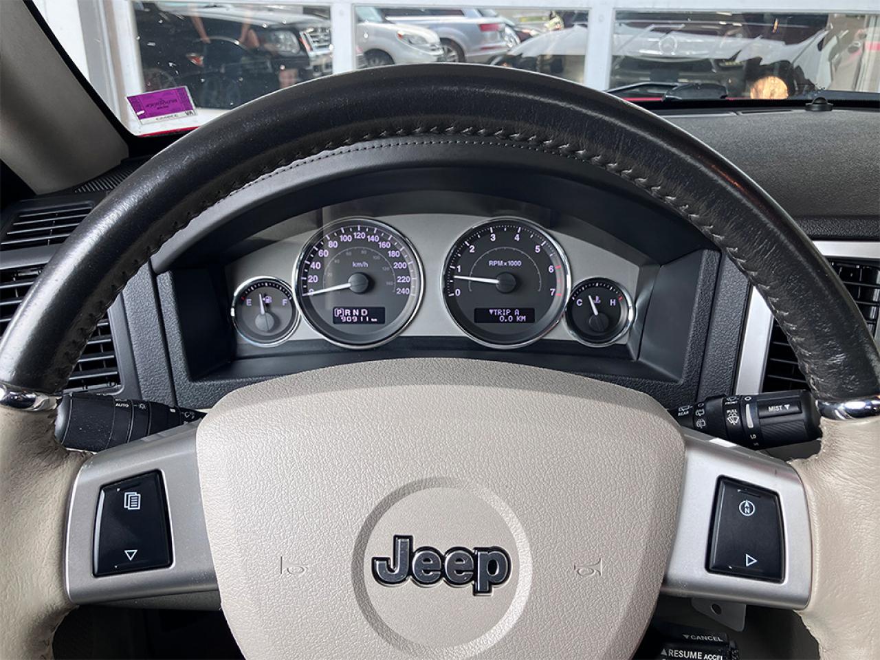 2009 Jeep Grand Cherokee LIMITED|5.7L HEMI|NAVI|REARCAM|RUNNING BOARDS - Photo #12