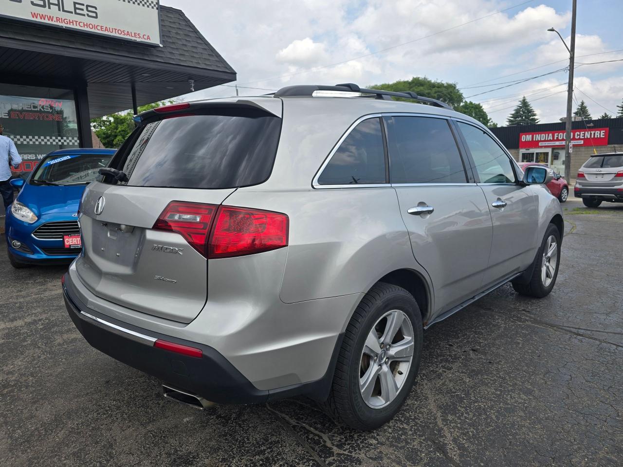 2011 Acura MDX  - Photo #9
