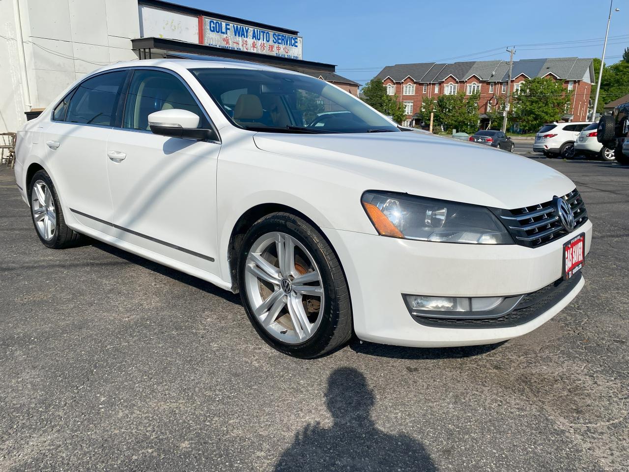 2013 Volkswagen Passat Diesel/Highline/Automatic DSG/Leather/Roof/Navi - Photo #4