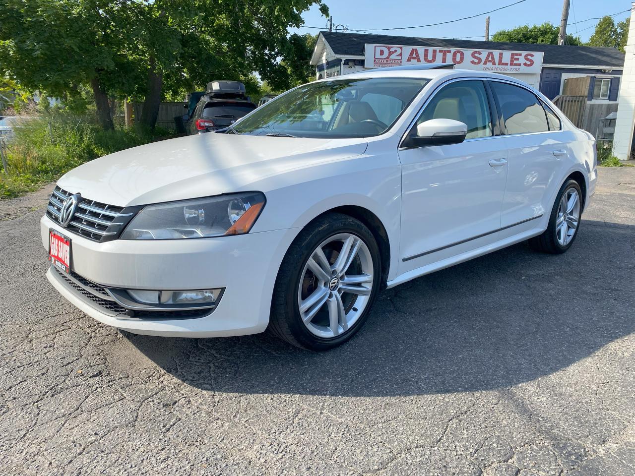 Used 2013 Volkswagen Passat Diesel/Highline/Automatic DSG/Leather/Roof/Navi for sale in Scarborough, ON