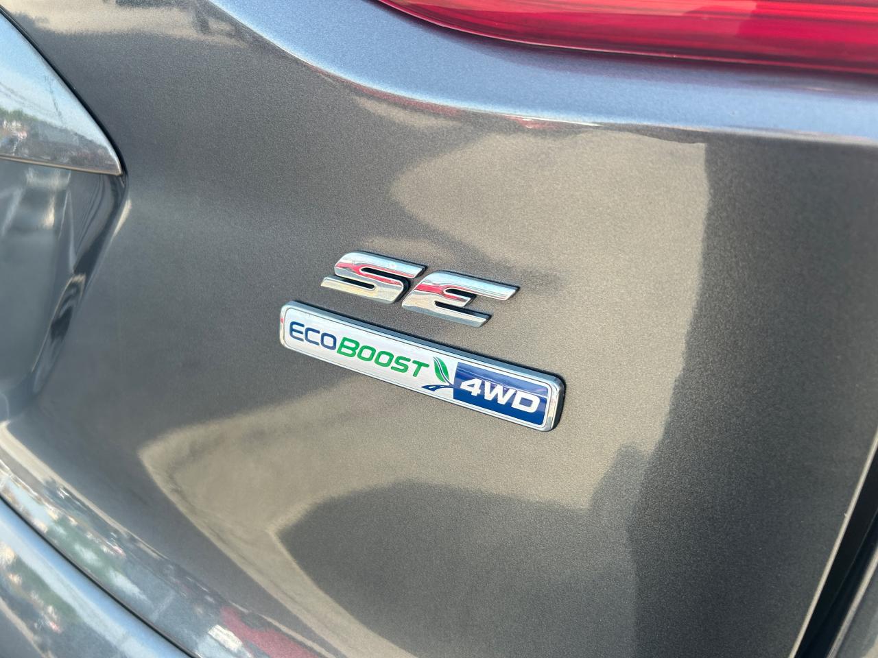 2015 Ford Escape SE - Photo #16