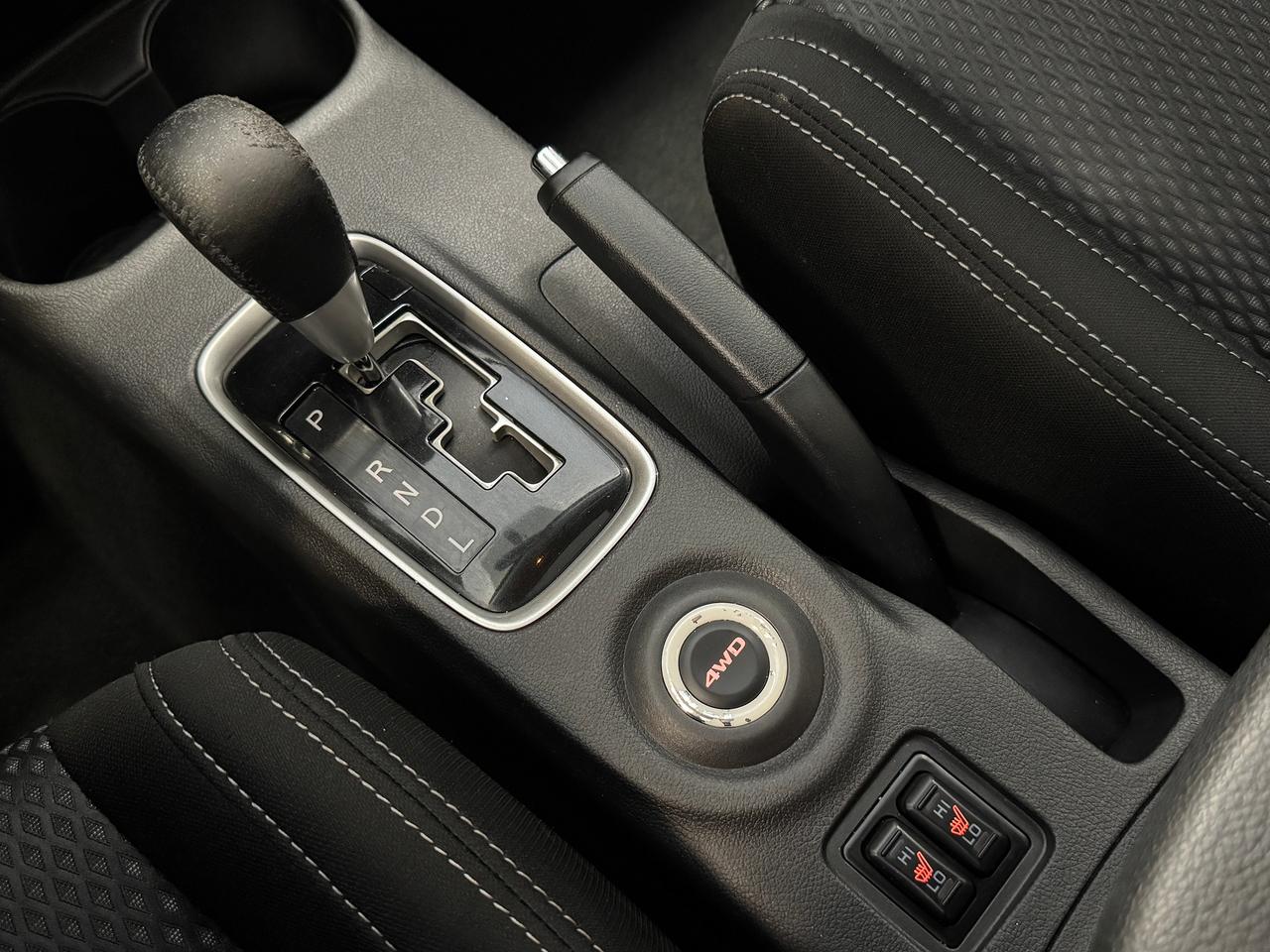 2016 Mitsubishi Outlander EX AWD V6 7 Passenger+sunroof+New Brakes+Tires Photo