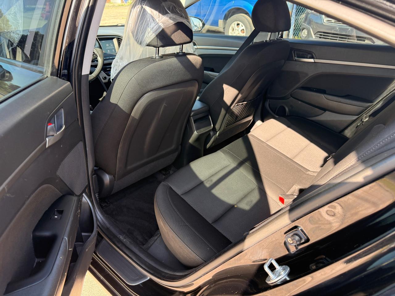 2018 Hyundai Elantra GL - Photo #17