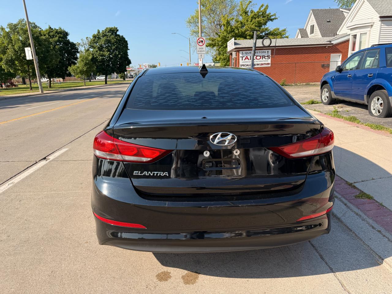 2018 Hyundai Elantra GL - Photo #11
