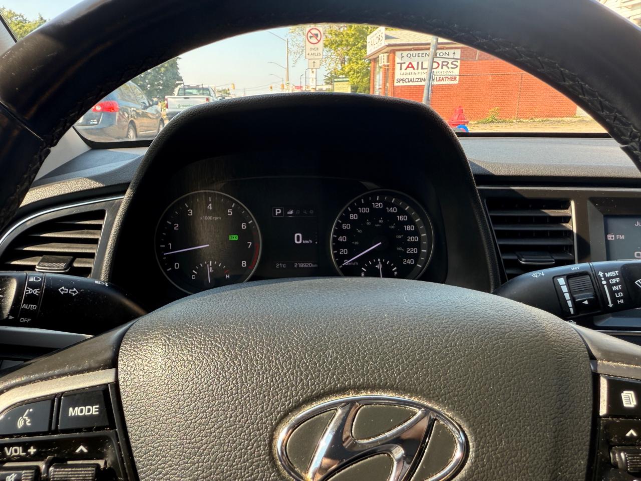 2018 Hyundai Elantra GL - Photo #20