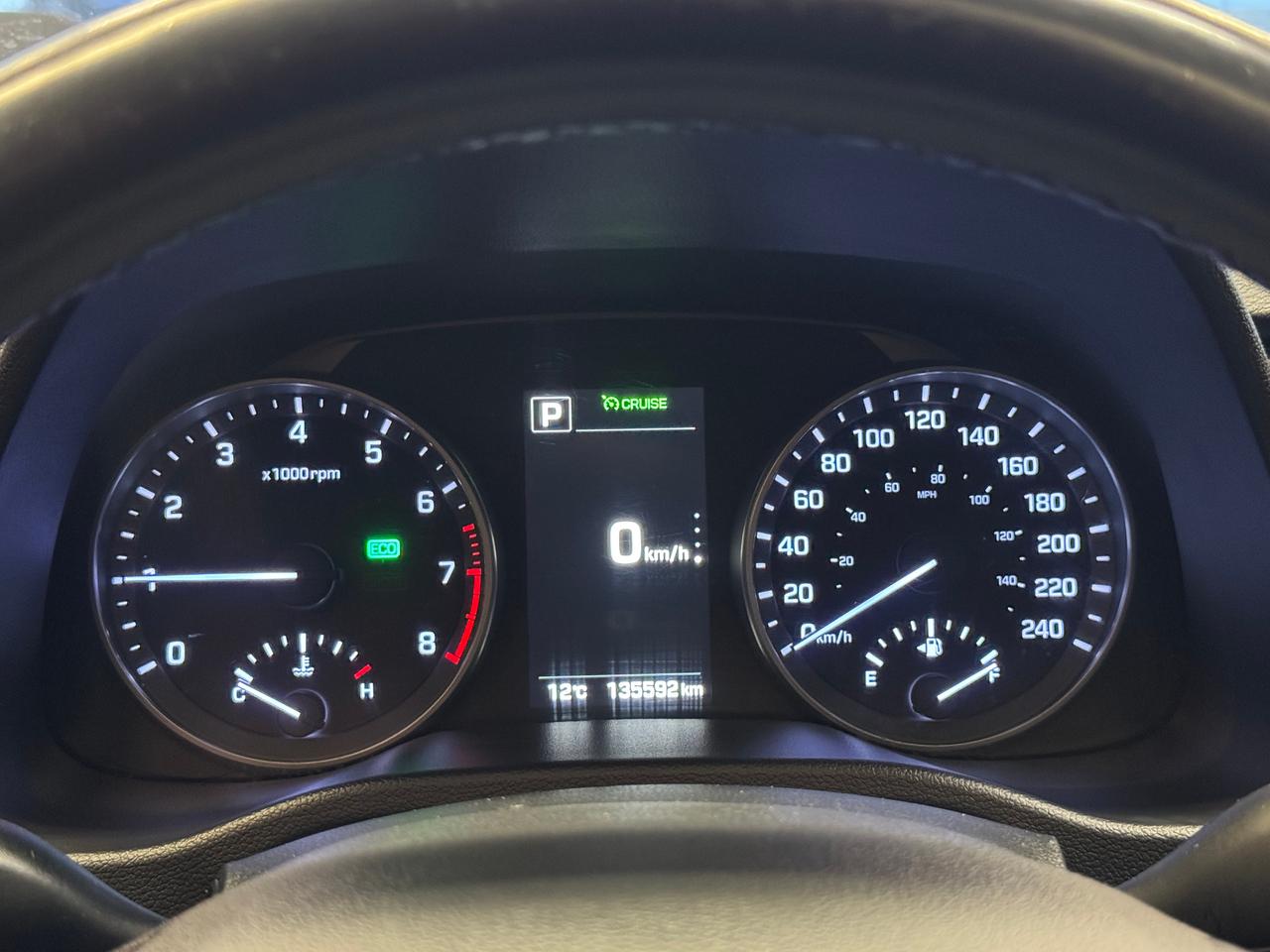 2017 Hyundai Elantra LIMITED+sunroof+GPS+ApplePlay+Heated Steering Photo