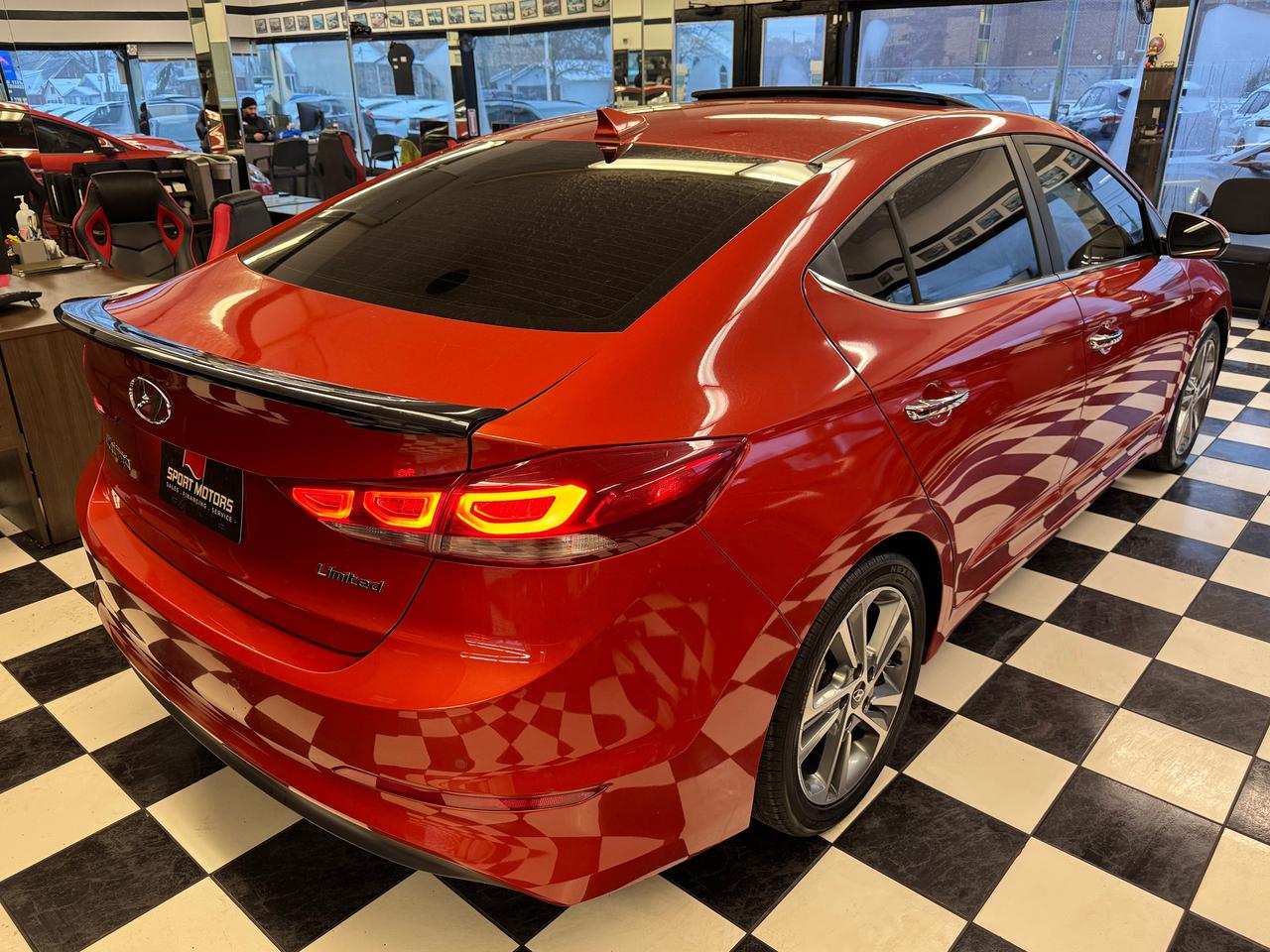 2017 Hyundai Elantra LIMITED+sunroof+GPS+ApplePlay+Heated Steering Photo